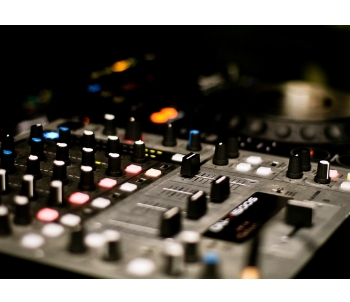 Passez à l'antenne en 2019-2020 avec Jet FM !