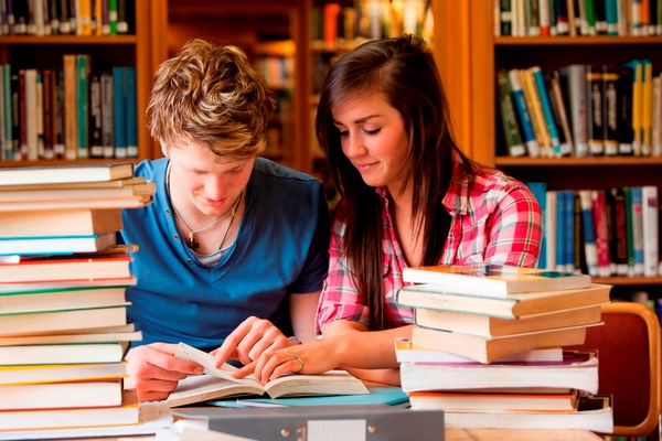 Etudiants, pas d’augmentation de vos droits d’inscription à la rentrée universitaire 2015